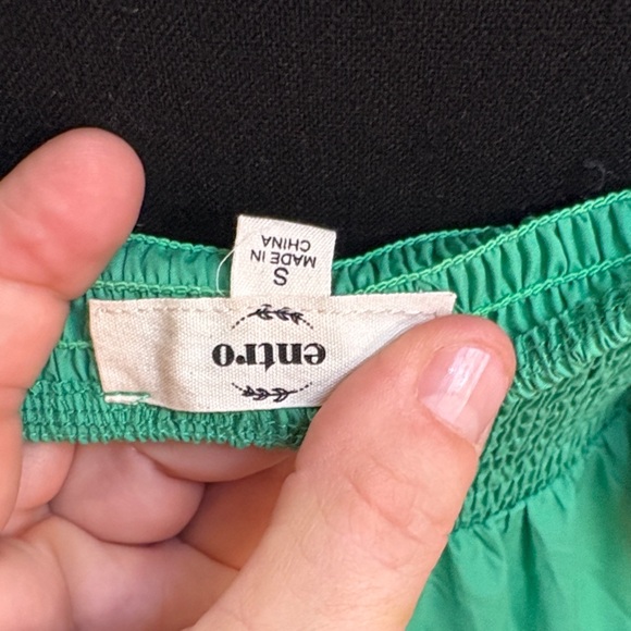 Stunning NWOT entro Green Puff-Sleeve Square Neck Dress - Picture 9 of 10